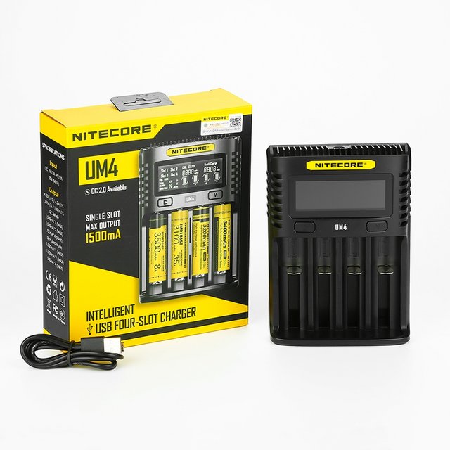 NITECORE UM4 INTELLIGENT CHARGER