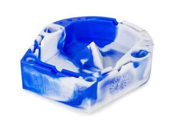 OOZE BANGER TRAY MULTIPURPOSE SILICONE ASHTRAY BLUE & WHITE